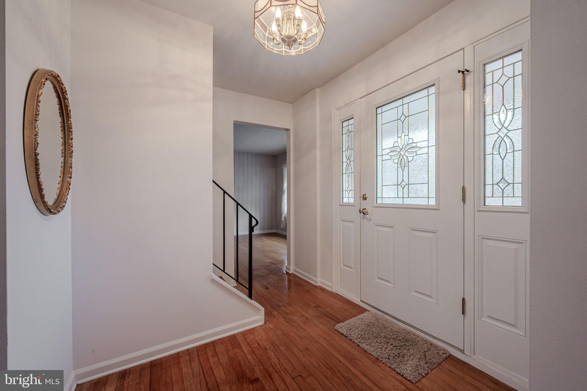 107 Anita Drive Newark, DE 19713 - Photo 3 of 36