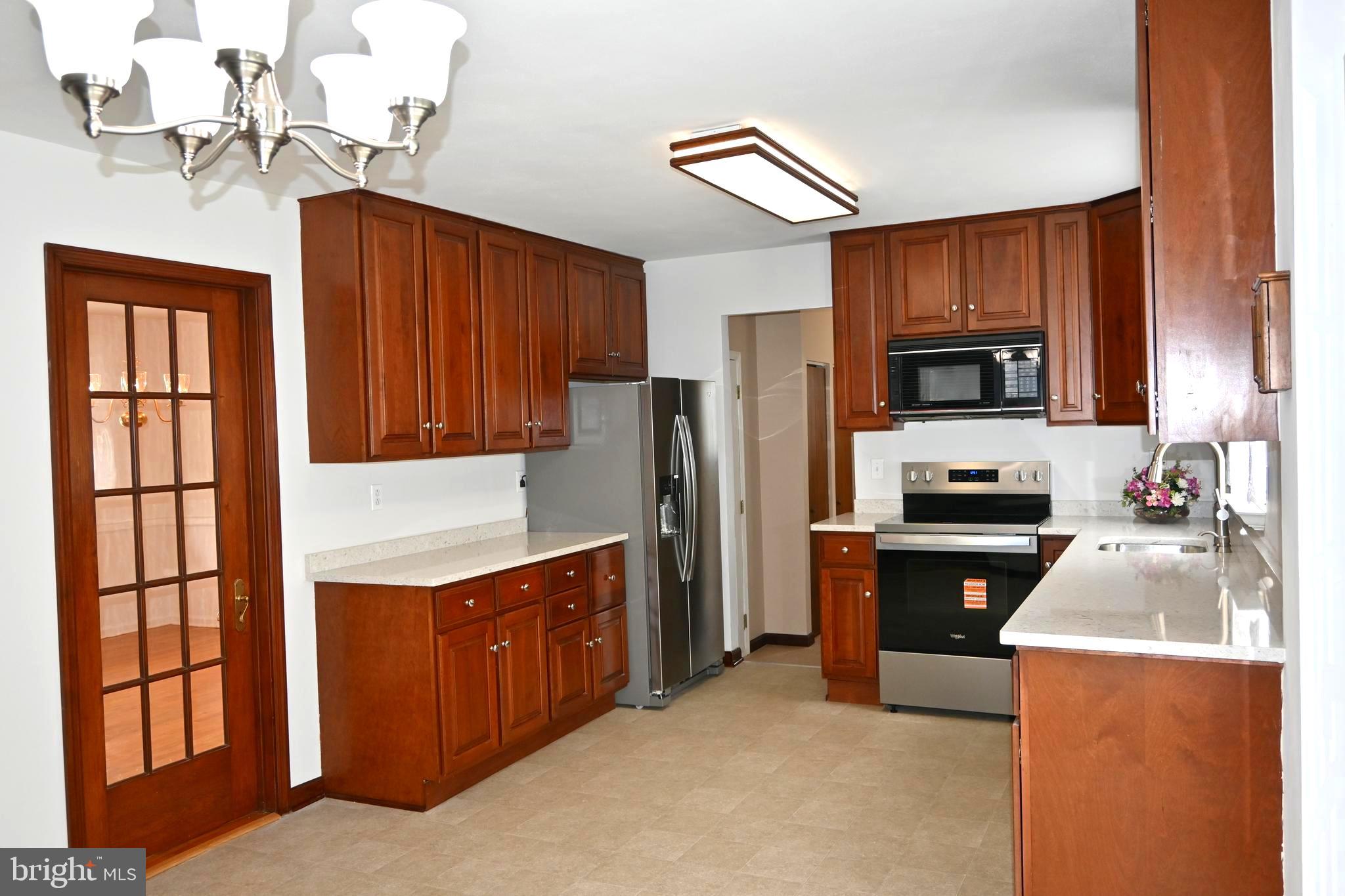 107 Anita Drive Newark, DE 19713 - Photo 8 of 36