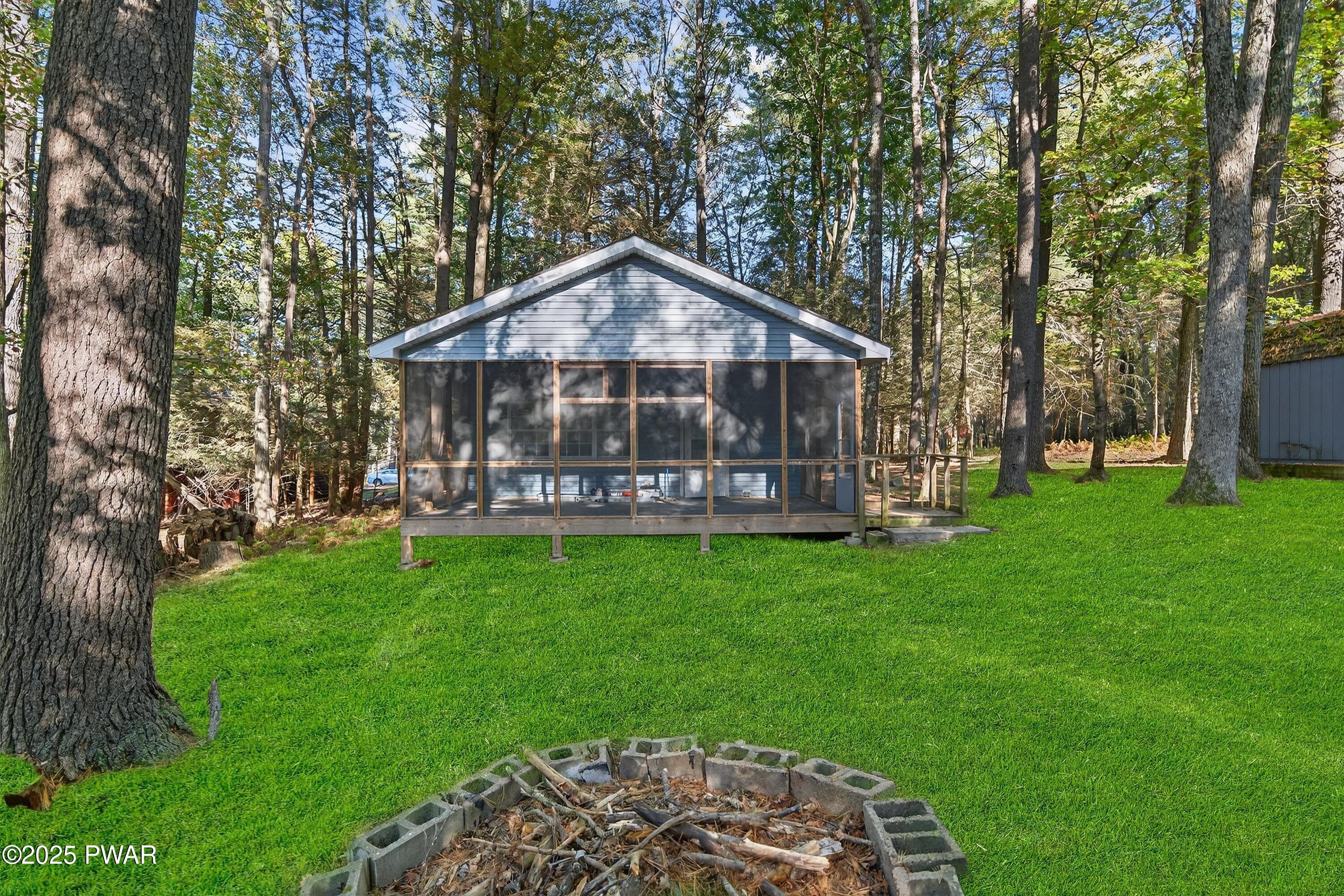 108 Hickory Road Dingmans Ferry, PA 18328 - Photo 2 of 25 01-HTV4021