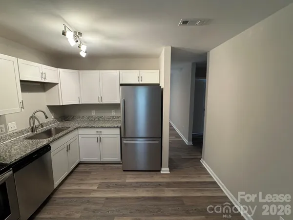 $1,099 | 320 Hamilton Drive Northeast, Concord, NC 28025