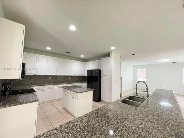 $5,200 | 7636 Southwest 193rd Lane, Cutler Bay, FL 33157