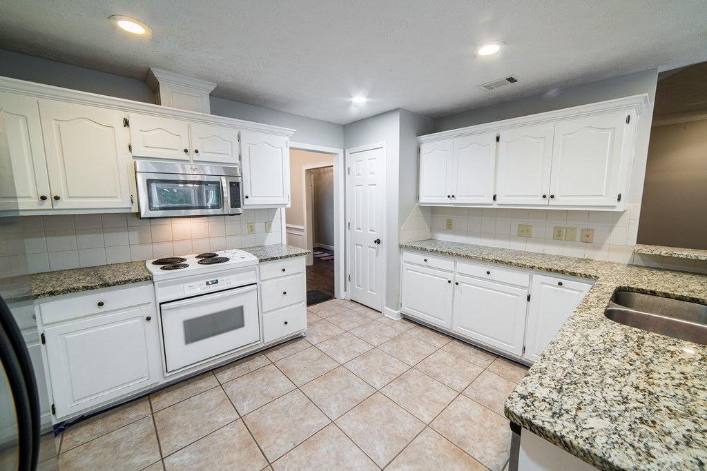 249 Ridgeway Drive Cataula, GA 31804 - Photo 11 of 32 Gallery Image 11