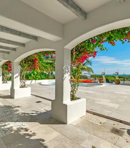 $5,250,000 | 210 West Seaview Circle, Marathon, FL 33050