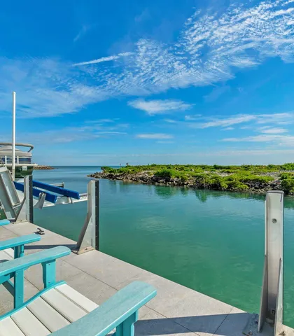 $5,250,000 | 210 West Seaview Circle, Marathon, FL 33050