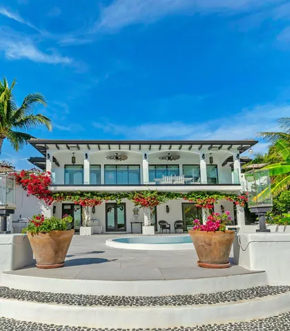 $5,250,000 | 210 West Seaview Circle, Marathon, FL 33050