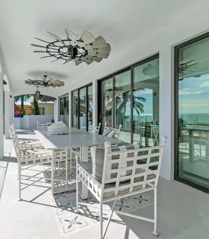 $5,250,000 | 210 West Seaview Circle, Marathon, FL 33050