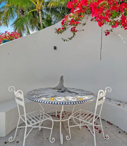 $5,250,000 | 210 West Seaview Circle, Marathon, FL 33050