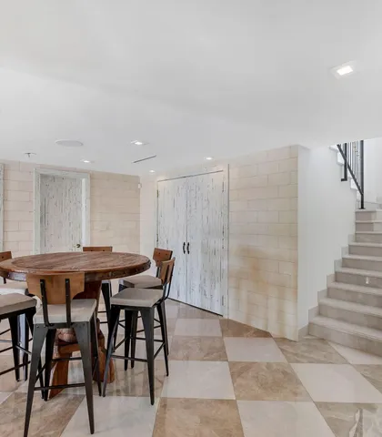 $5,250,000 | 210 West Seaview Circle, Marathon, FL 33050