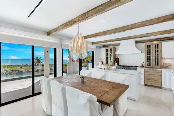 $5,250,000 | 210 West Seaview Circle, Marathon, FL 33050