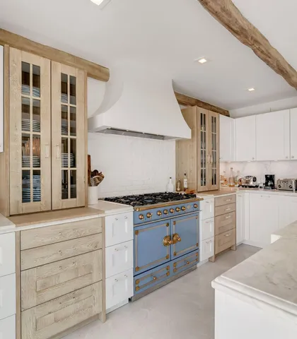 $5,250,000 | 210 West Seaview Circle, Marathon, FL 33050