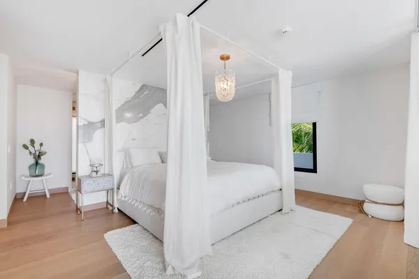 $5,250,000 | 210 West Seaview Circle, Marathon, FL 33050