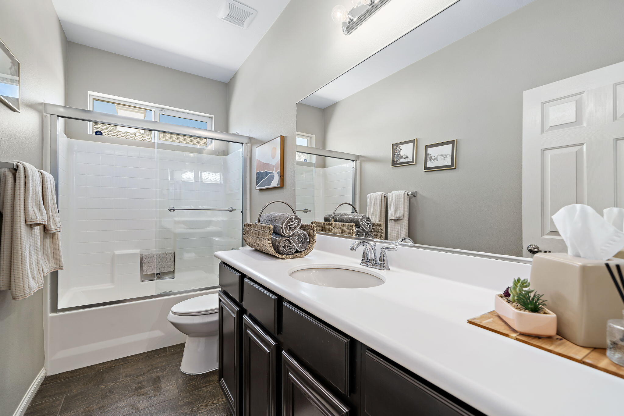 82280 DeVito Court Indio, CA 92201 - Photo 24 of 37 40-web-or-mls-JS_Devito_0425_OPMG_040