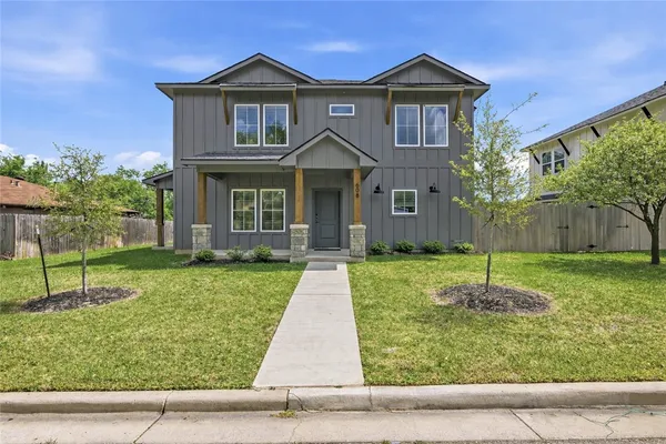 $645,000 | 608 Banks Street, College Station, TX 77840