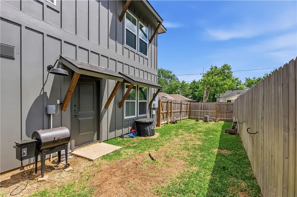 $645,000 | 608 Banks Street, College Station, TX 77840