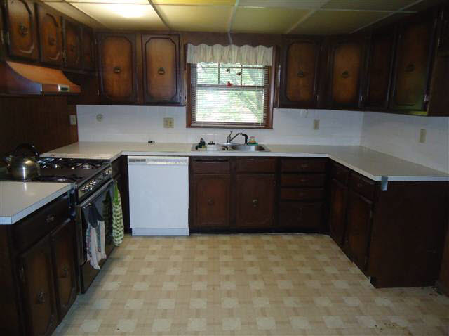 8600 West River Road Yorktown, IN 47396 - Photo 2 of 12 Gallery Image 2