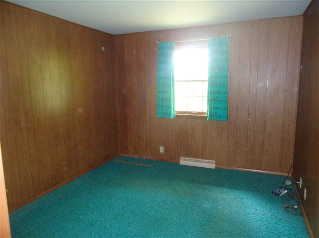 8600 West River Road Yorktown, IN 47396 - Photo 7 of 12 Gallery Image 7