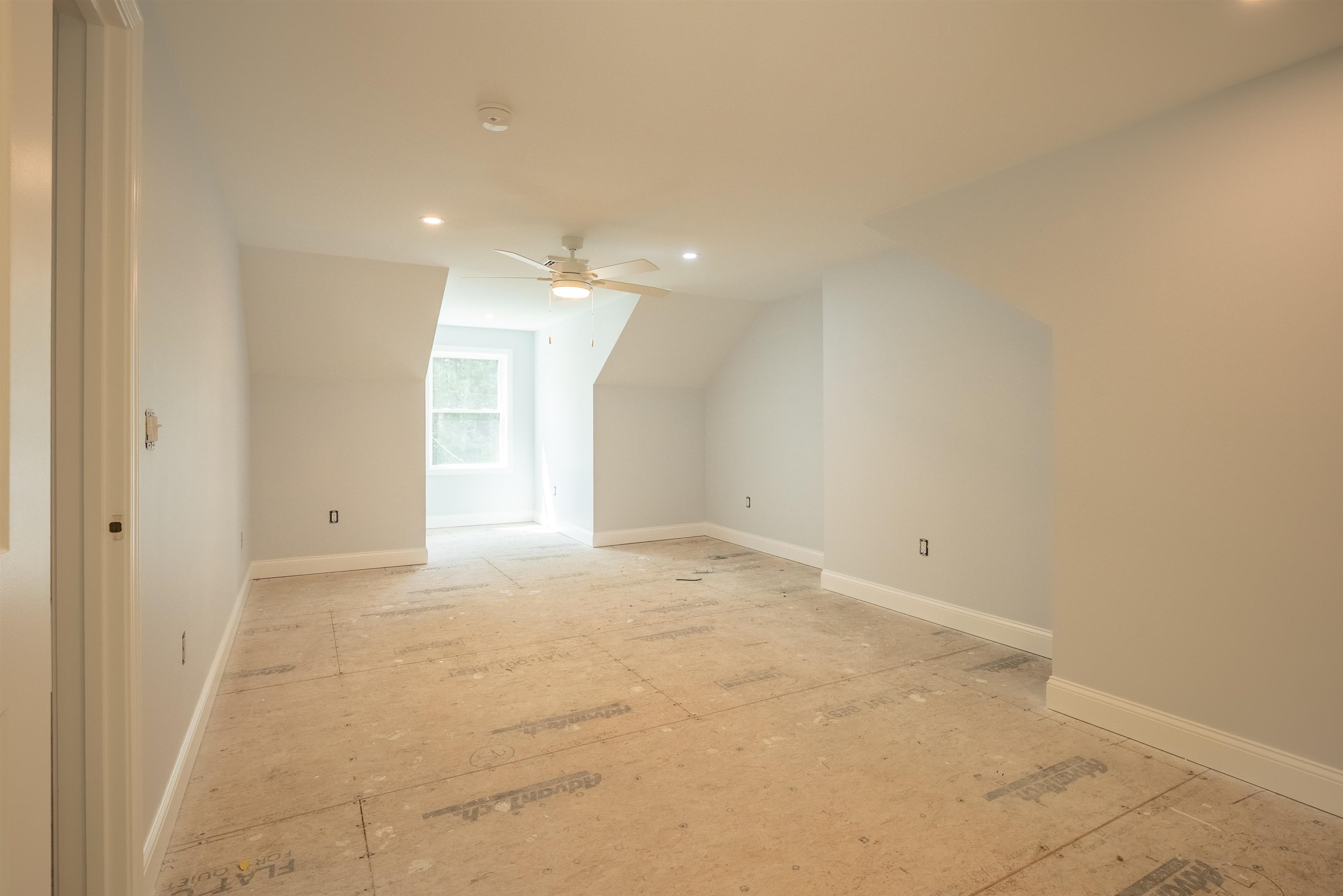 73 Spruce Road Middleton, NH 03887 - Photo 15 of 35 Gallery Image 15