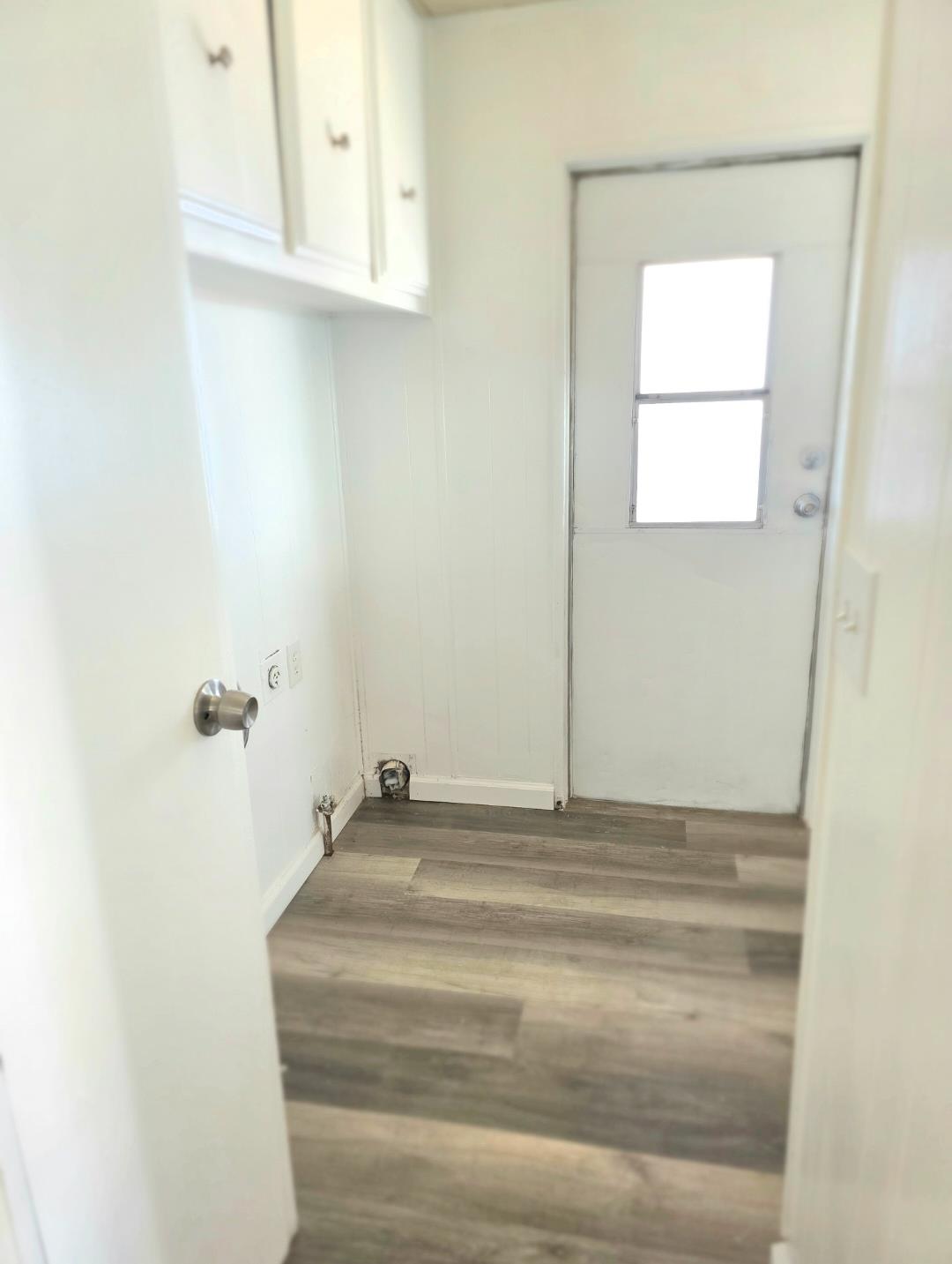 12344-26 Mile Road, Unit 32 Oakdale, CA 95219 - Photo 12 of 22 a view of a room with a window