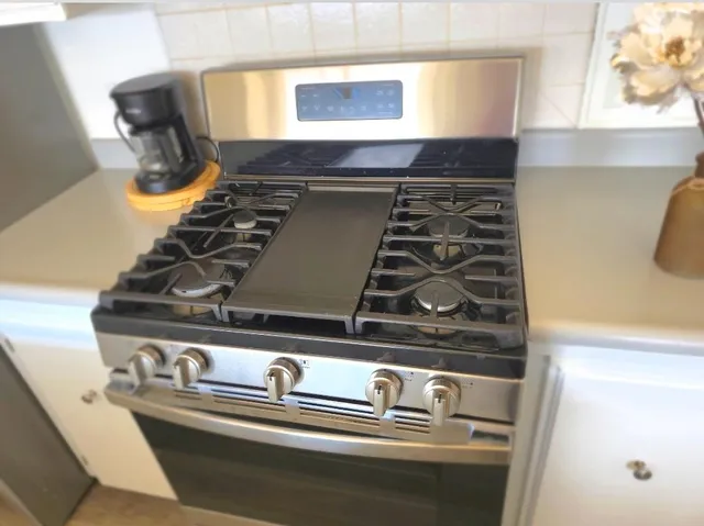 a close view of stove