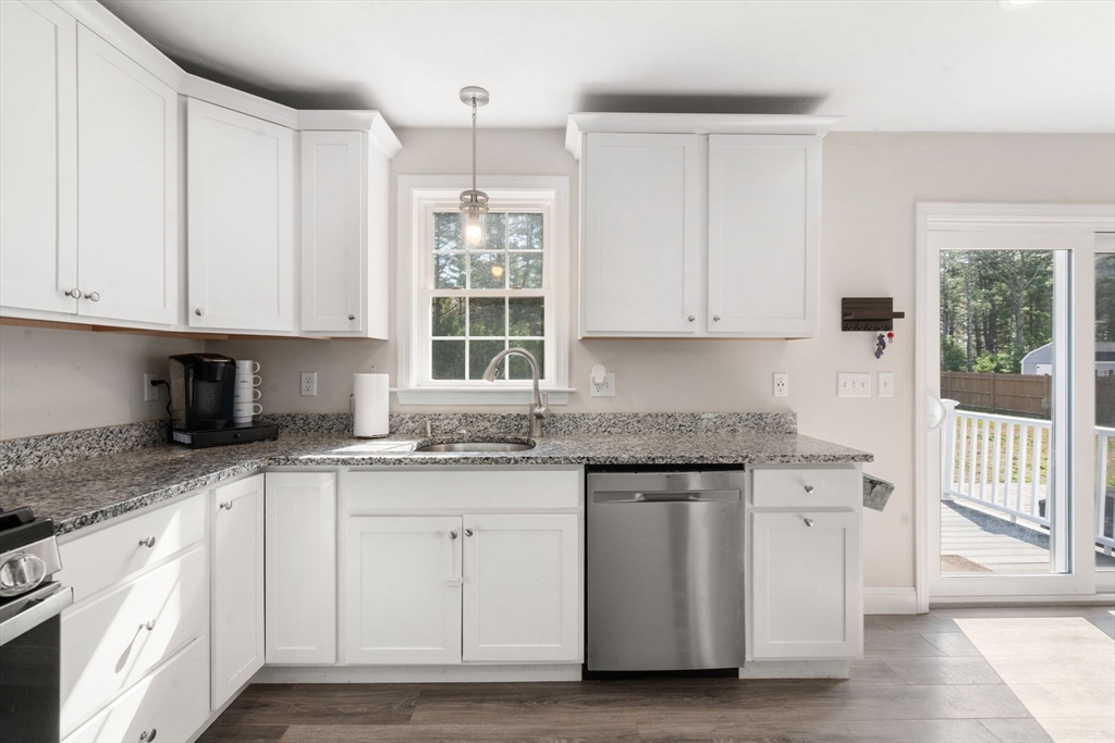 73 Charlotte Furnace Road Wareham, MA 02576 - Photo 10 of 26