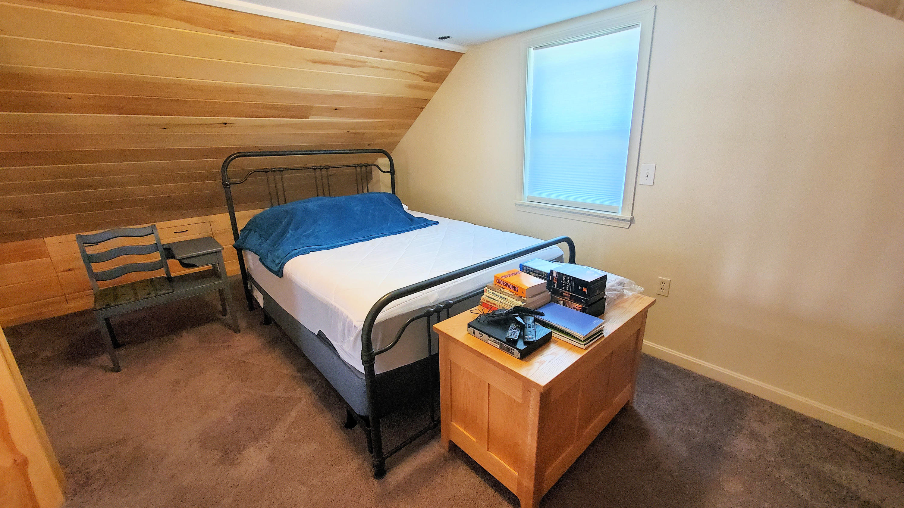 295 South Bay Road Franklin, ME 04634 - Photo 12 of 32 05_bed2