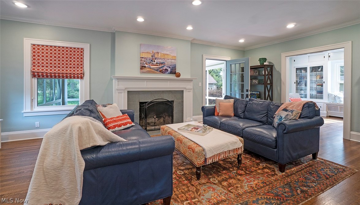 2861 Broxton Road Cleveland, OH 44120 - Photo 3 of 27 Gallery Image 3