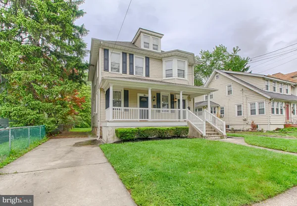 $649,900 | 911 Eldridge Avenue, Oaklyn, NJ 08107