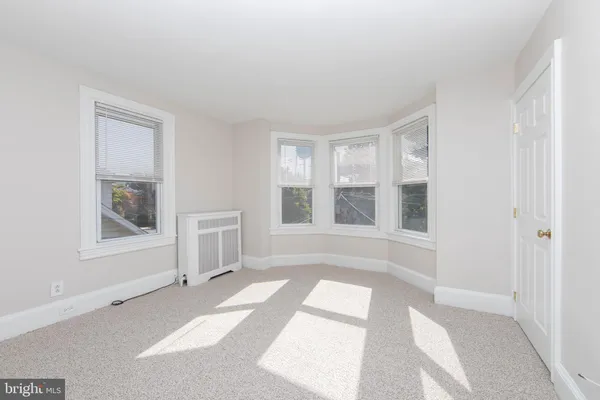 $649,900 | 911 Eldridge Avenue, Oaklyn, NJ 08107