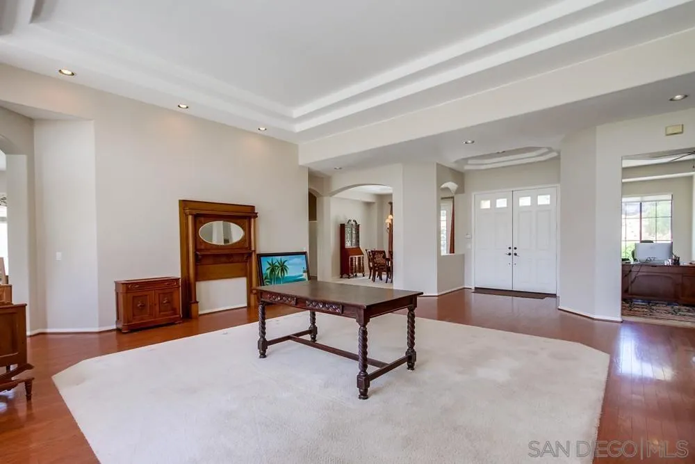 3605-7 Logwood Place Fallbrook, CA 92028 - Photo 16 of 74 a living room with furniture and a table