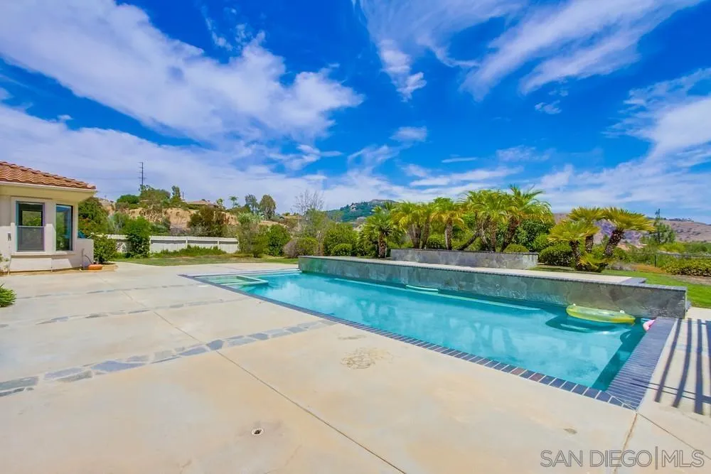 3605-7 Logwood Place Fallbrook, CA 92028 - Photo 68 of 74 a view of an outdoor space