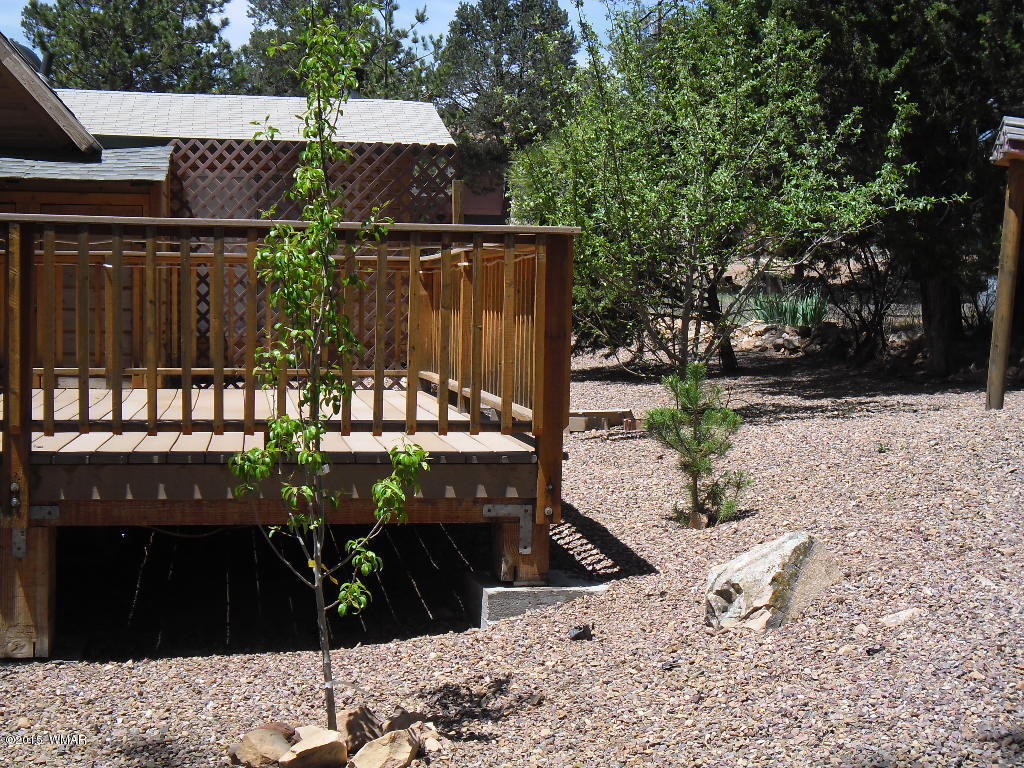 3463 Quail Run Road Overgaard, AZ 85933 - Photo 8 of 37 a view of a patio