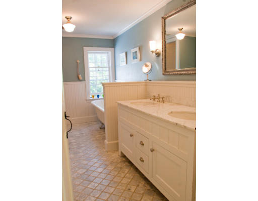 397 River Road Carlisle, MA 01741 - Photo 21 of 28