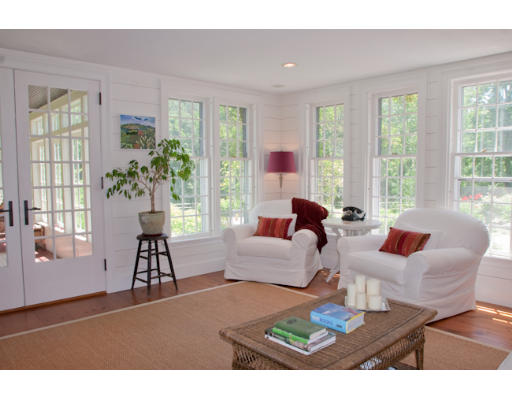 397 River Road Carlisle, MA 01741 - Photo 8 of 28