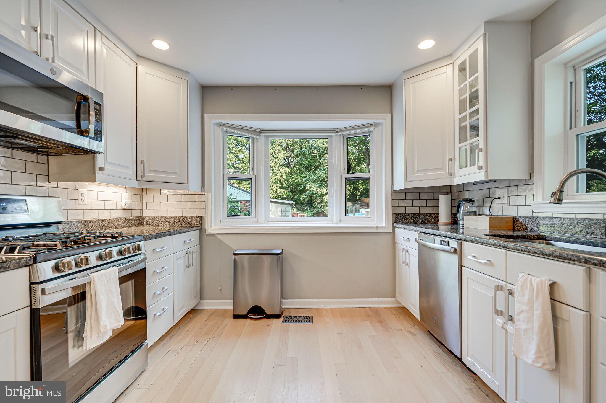 6641 Kerns Road Falls Church, VA 22042 - Photo 11 of 36 Kitchen overlooks side yard