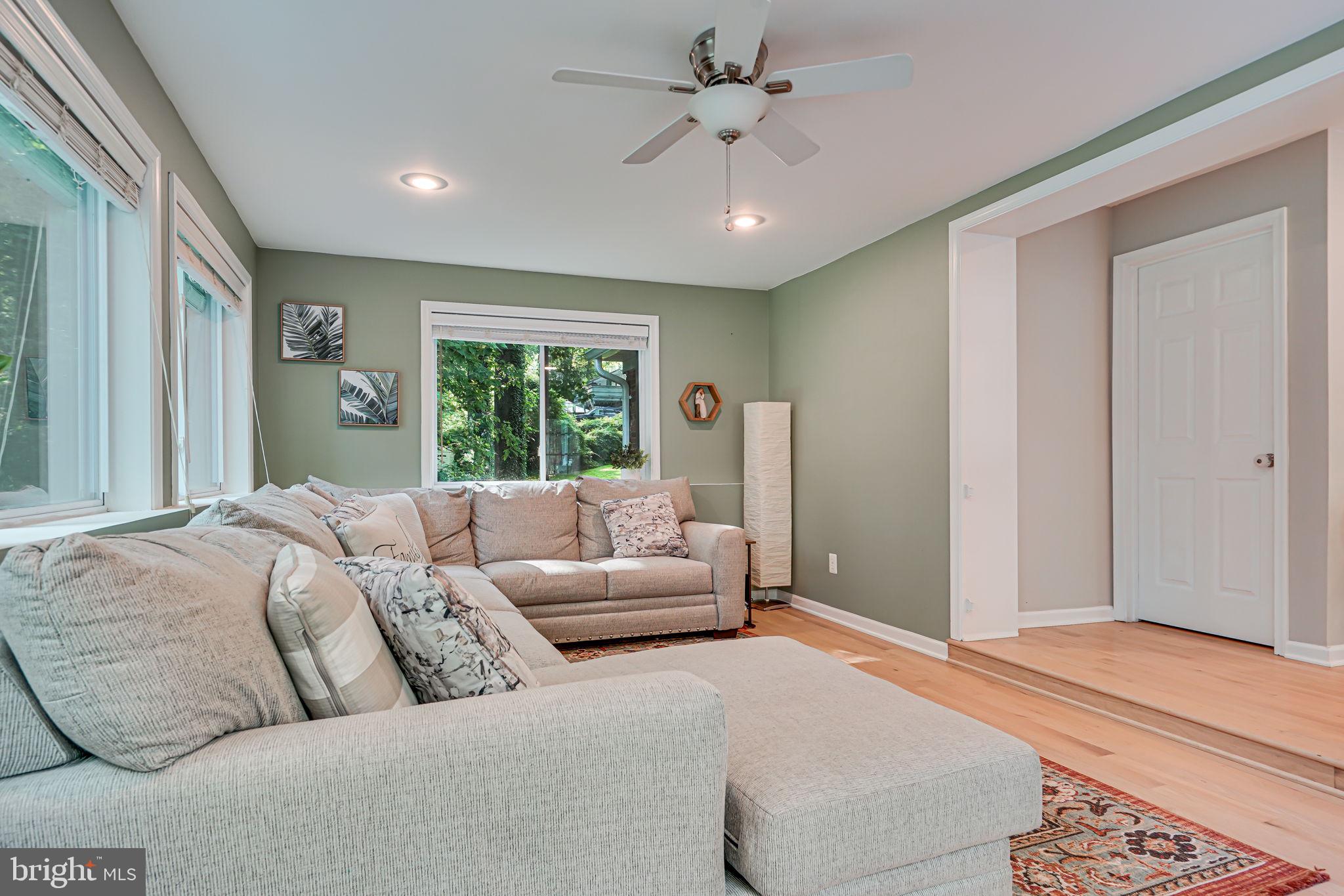 6641 Kerns Road Falls Church, VA 22042 - Photo 12 of 36 Sun Room with Ceiling Fan