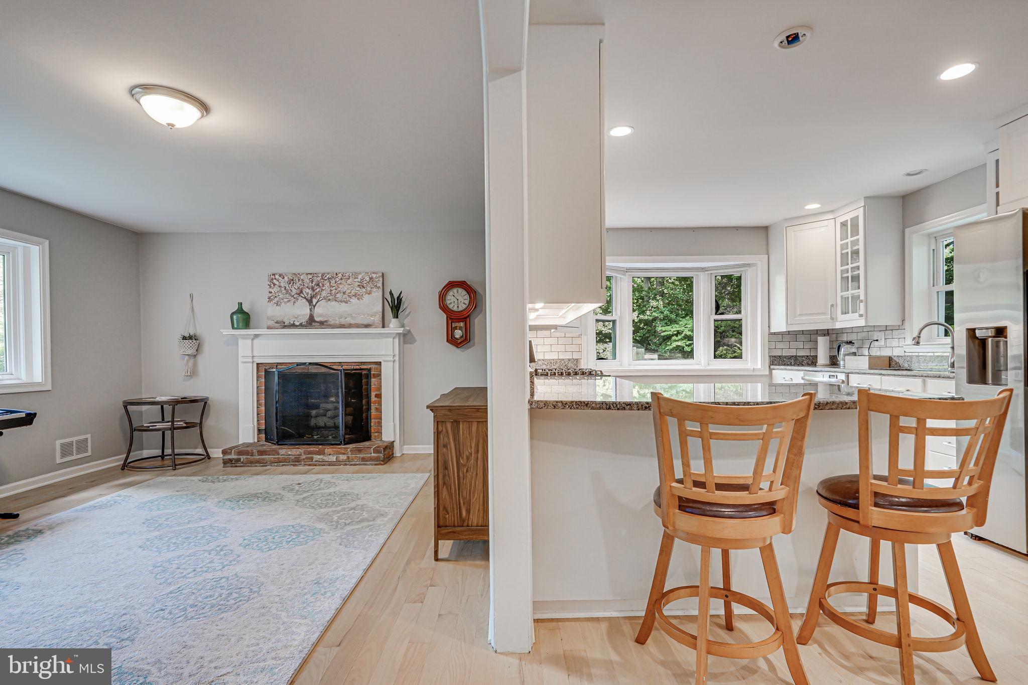 6641 Kerns Road Falls Church, VA 22042 - Photo 5 of 36 Open Living space on main level