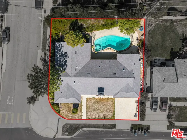 $999,000 | 91 West Gainsborough Road, Thousand Oaks, CA 91360