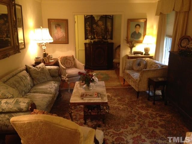 1118 Ivy Lane Raleigh, NC 27609 - Photo 2 of 16 Gallery Image 2