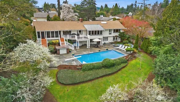 $10,000 | 934 88th Avenue Northeast, Medina, WA 98039