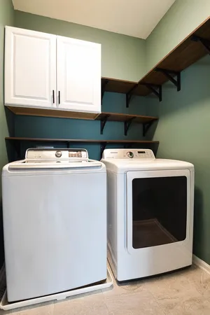 $2,600 | 2664 Cobblestone Drive, Unit 2664, Crystal Lake, IL 60012
