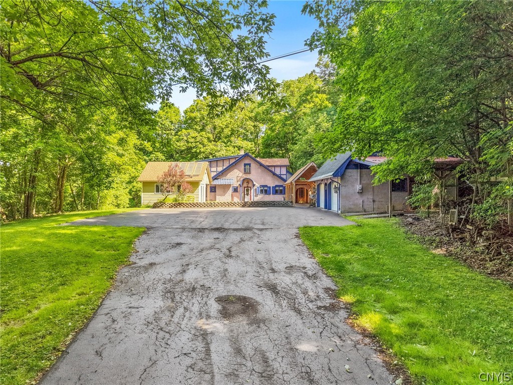 321 Rockwell Road Onondaga, NY 13120 - Photo 5 of 46