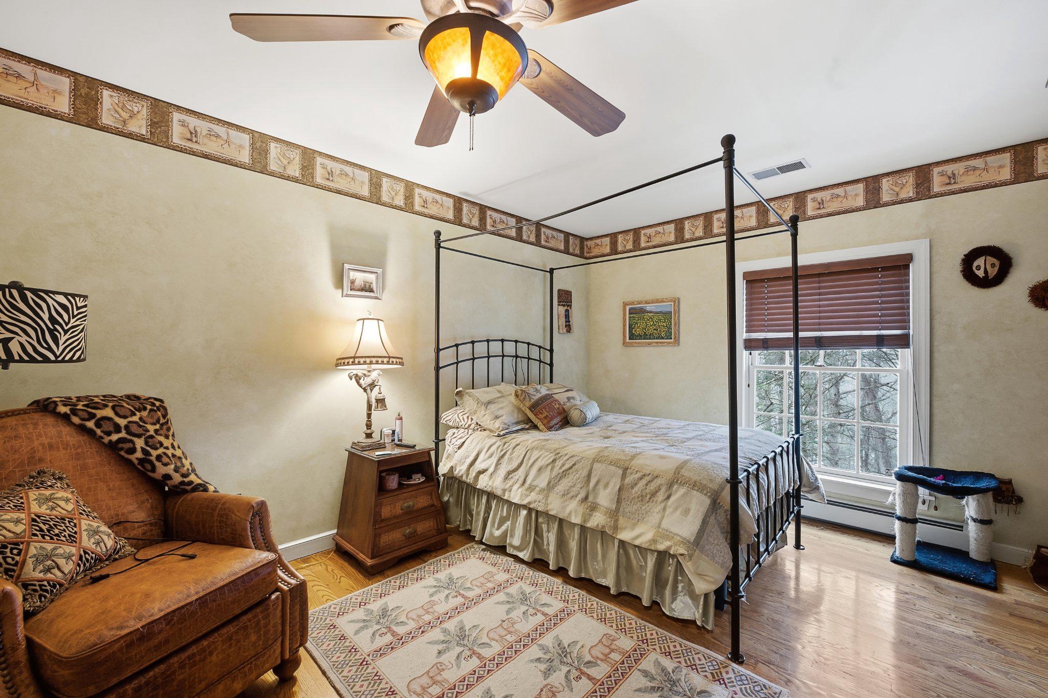 6688 Haasadahl Road Allentown, PA 18106 - Photo 22 of 31 Guest Bedroom