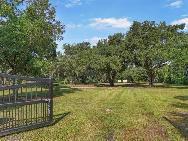 $400,000 | 2514 Pemberton Creek Drive, Seffner, FL 33584