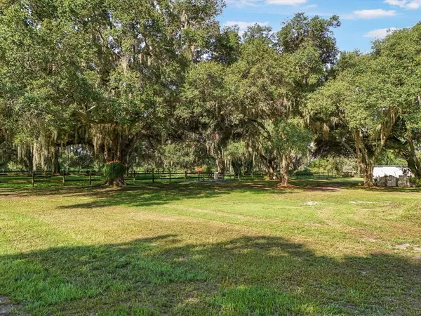 $400,000 | 2514 Pemberton Creek Drive, Seffner, FL 33584