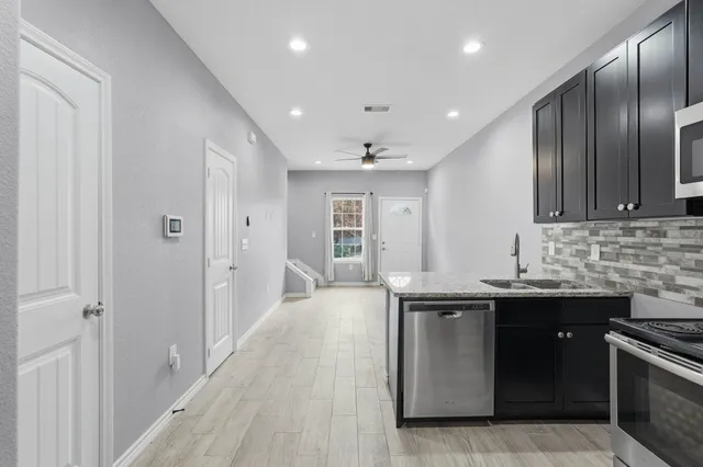 $1,550 | 16680 East Ivanhoe Street, Montgomery, TX 77316