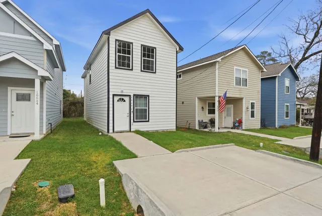 $1,550 | 16680 East Ivanhoe Street, Montgomery, TX 77316