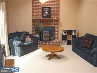 237 Spring Run Lane Downingtown, PA 19335 - Photo 6 of 12 Family Room