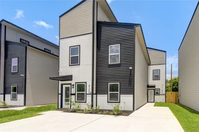 $1,800 | 8155 Tate Street, Unit B, Houston, TX 77028