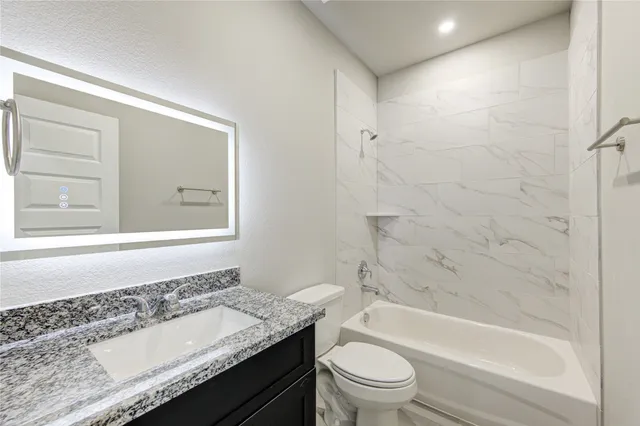 $1,800 | 8155 Tate Street, Unit B, Houston, TX 77028