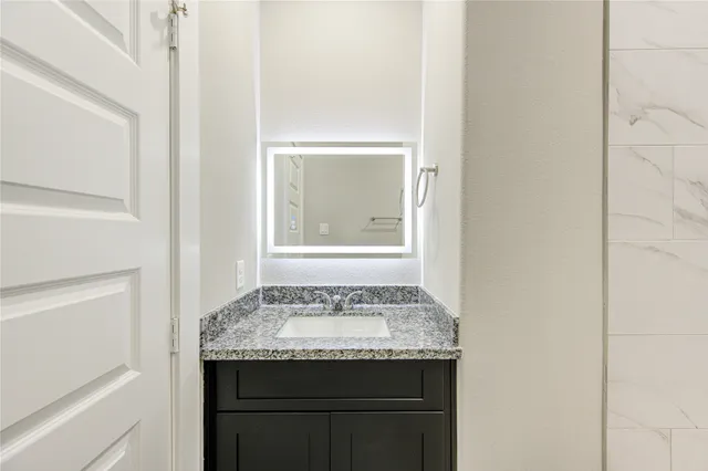 $1,800 | 8155 Tate Street, Unit B, Houston, TX 77028